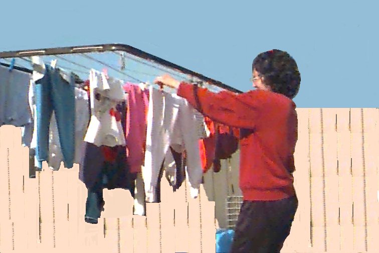 Hanging clothes to dry1.jpg